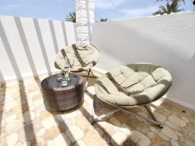 Photo 20 de Aghir : Situé dans la résidence Lavandolive