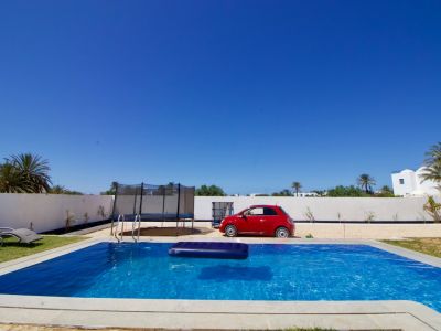 Photo 28 de Aghir : Situé dans la résidence Lavandolive