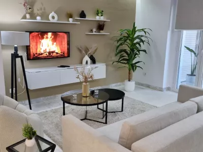 Appartement d'été en bord de mer • Terrasse, climatisation, Wi-Fi