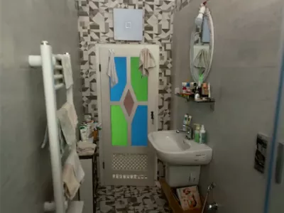 Photo 15 de Chambre privée dans une maison/un espace de travail/une terrasse artistique
