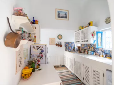 Photo 6 de Chambre privée dans une maison/un espace de travail/une terrasse artistique