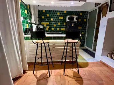 Joli bungalow indépendant avec un grand jardin