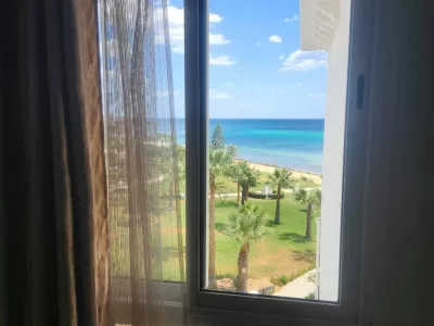 Photo 27 de Superbe appartement en bord de mer/vue à Hammamet