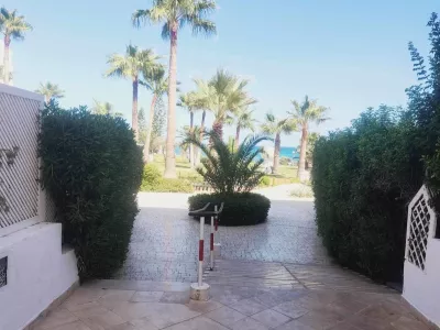 Photo 59 de Superbe appartement en bord de mer/vue à Hammamet