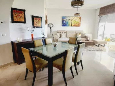 Photo 6 de Superbe appartement en bord de mer/vue à Hammamet