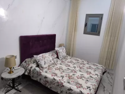 Photo 16 de T2 de charme vue mer sur la corniche houmet souk