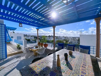 Photo 21 de Bleu panoramique/ piscine privée à Sidi Bousaid