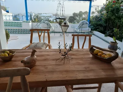 Photo 13 de Petite place des artistes