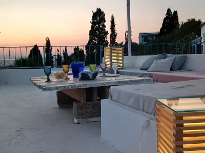 Photo 16 de Petite place des artistes