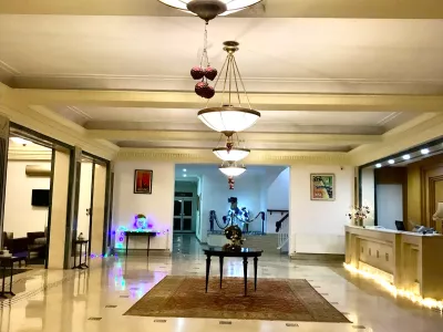 Residence Royal deluxe (chambre  et salon )