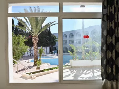 Photo 32 de Residence Royal deluxe (chambre  et salon )