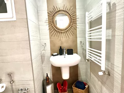 Photo 35 de The Blue Luxury Apartment Residence avec piscine