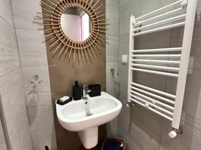 Photo 37 de The Blue Luxury Apartment Residence avec piscine