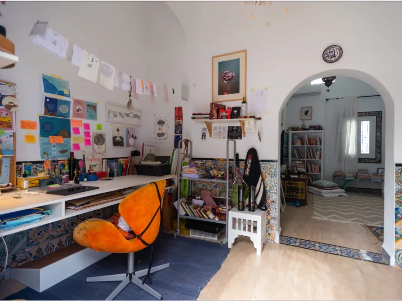Chambre privée dans une maison/un espace de travail/une terrasse artistique - Photo 7