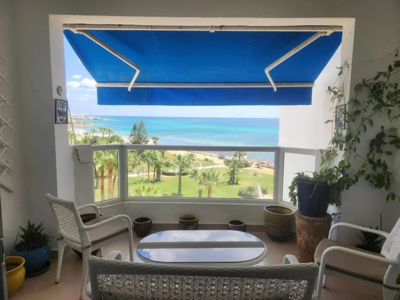 Superbe appartement en bord de mer/vue à Hammamet - Photo 2