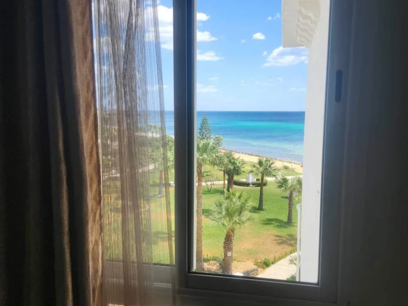 Superbe appartement en bord de mer/vue à Hammamet - Photo 27