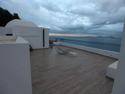 Photo 9 de Charmant studio vue mer sublime