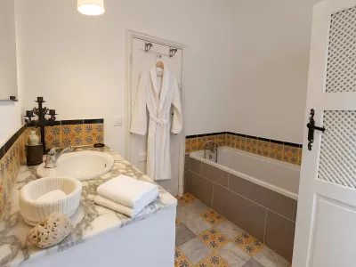 Photo 9 de Dar Mima : Rooftop, Vue Mer & Jacuzzi Privé