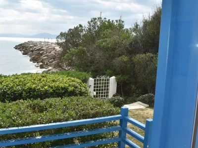 Photo 13 de Maison en bois, pied dans l'eau...