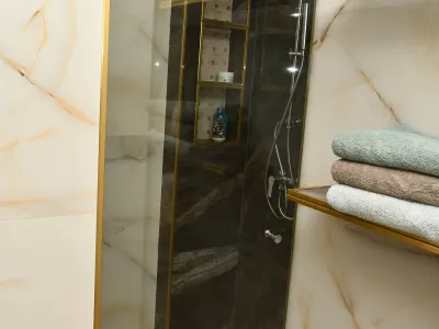 Photo 30 de Appart Luxueux Stella  S+2 avec Piscine