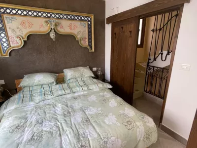 Photo 8 de La Médina, bord de mer.