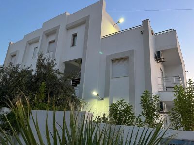 Photo 44 de Résidence Inès Appart de luxe  S+2 avec balcon