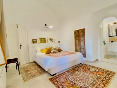 Photo 16 de Lella Zohra, petit déjeuner et piscine  Sidi Bou Said