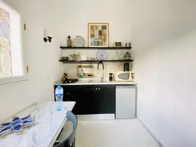 Photo 3 de Lella Zohra, petit déjeuner et piscine  Sidi Bou Said