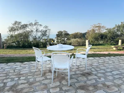 Photo 37 de Lella Zohra, petit déjeuner et piscine  Sidi Bou Said