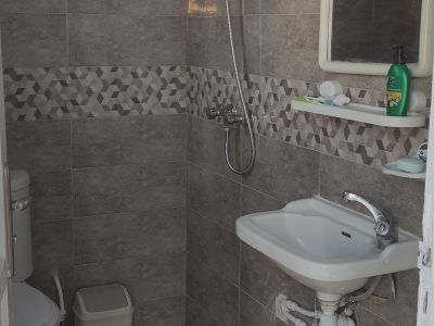 Photo 6 de Studio sur le toit idéal pour voyageurs solo/duo.