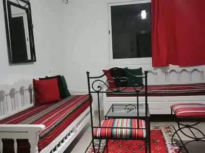 f2 s+1 à  2mn de la plage 3 lits 4 voyageur climat