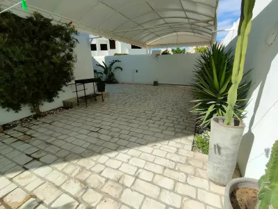 Photo 100 de Belle maison avec belle piscine/très proche de la mer