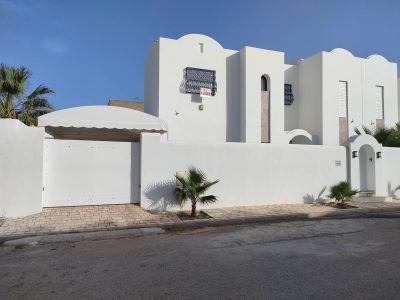 Photo 105 de Belle maison avec belle piscine/très proche de la mer