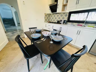 Photo 11 de Belle maison avec belle piscine/très proche de la mer