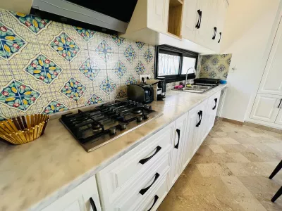 Photo 13 de Belle maison avec belle piscine/très proche de la mer