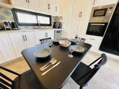 Photo 14 de Belle maison avec belle piscine/très proche de la mer