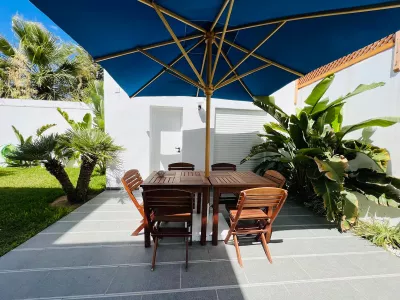 Photo 21 de Belle maison avec belle piscine/très proche de la mer