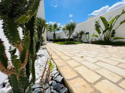 Photo 72 de Belle maison avec belle piscine/très proche de la mer