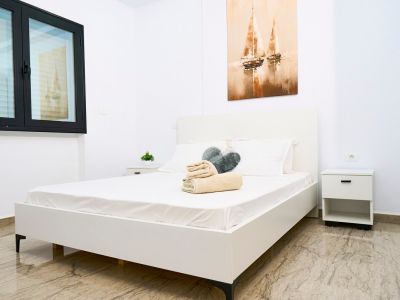 Photo 7 de Bord de mer 1BR à Hammamet | Moderne • Balcon • Climatisation