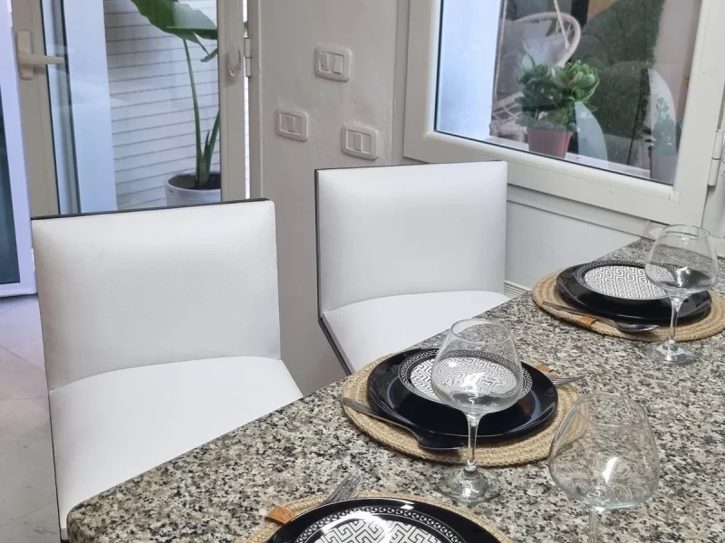 Appartement d'été en bord de mer • Terrasse, climatisation, Wi-Fi - Photo 11