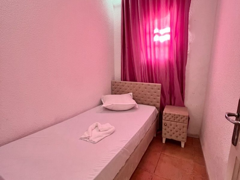 appartement 7 s+2 dans une résidence familiale - Photo 7