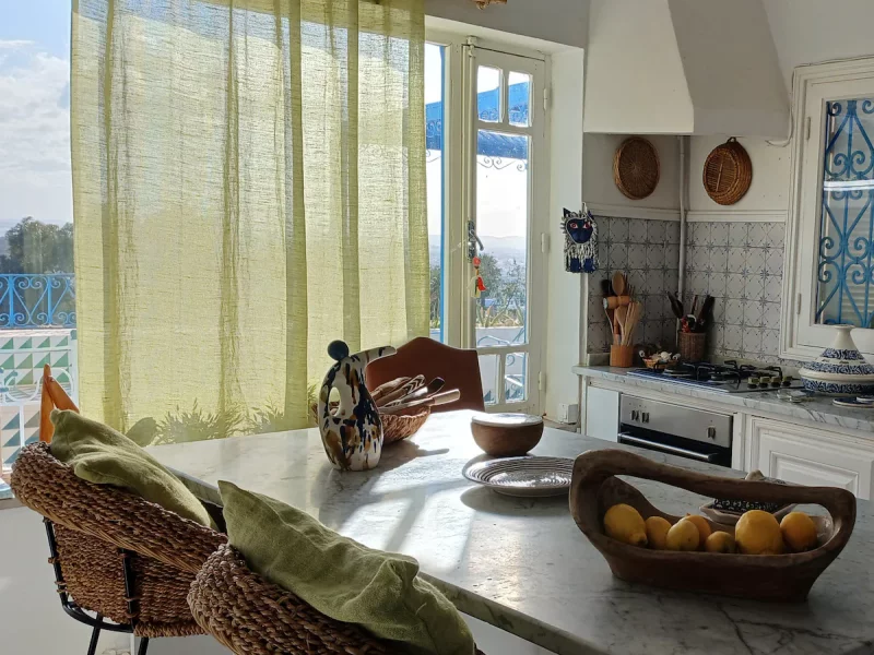 Petite place des artistes - Photo 2