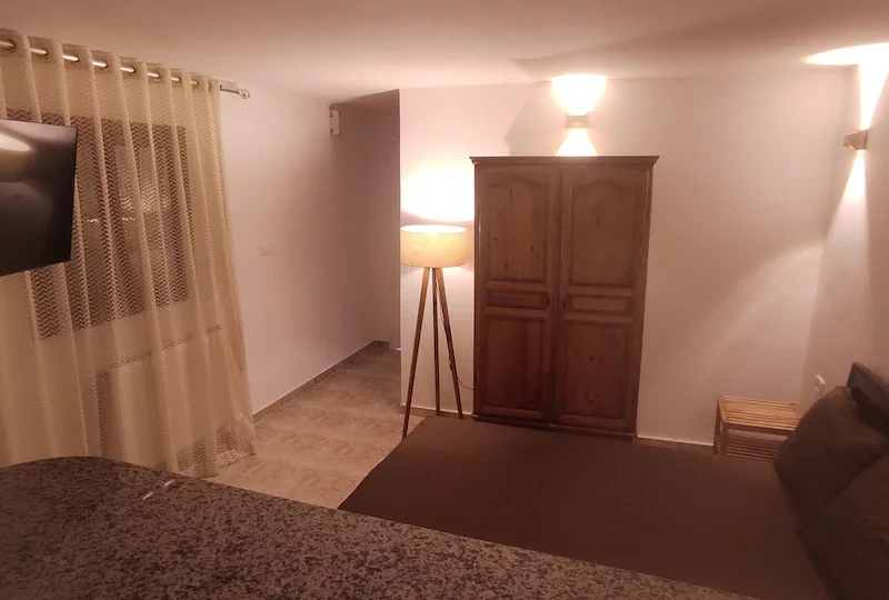 Studio sur le toit idéal pour voyageurs solo/duo. - Photo 4