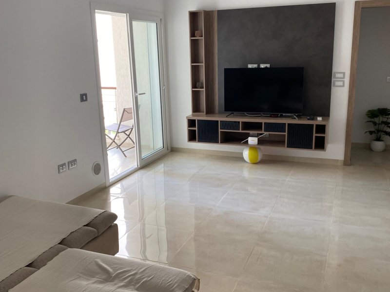 Moderne S+1 avec piscine à 400m de la plage - Photo 2