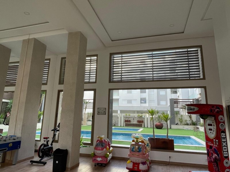 S+1 moderne – piscine et proche plage - Photo 8