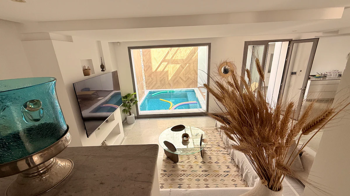 Villa Triplex à 200m de la plage à Hammamet Nord