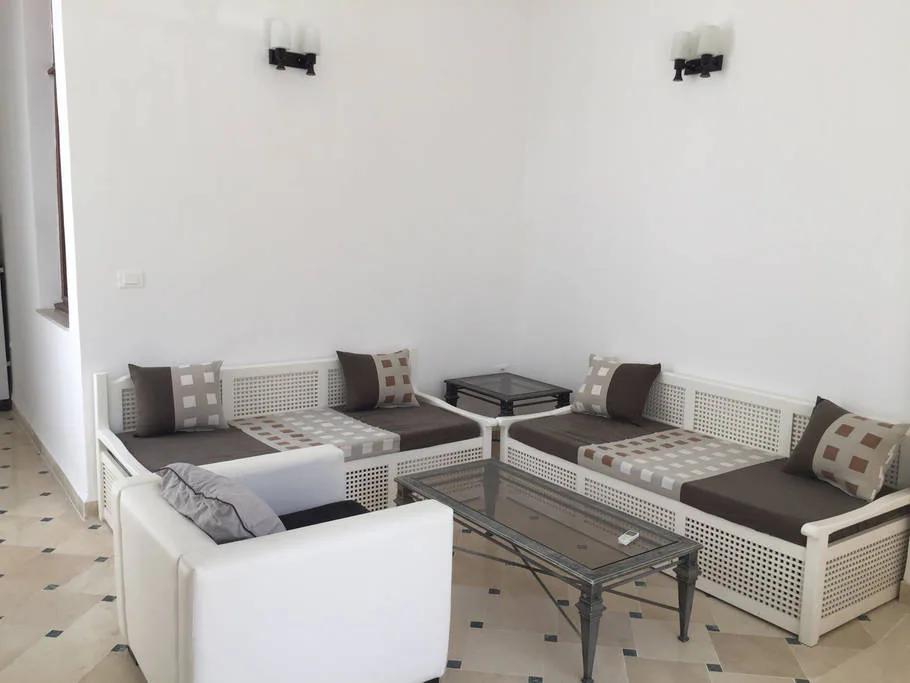 f3 s+2 à 2 mn de la plage 5 lits 6 voyageur 3 clim