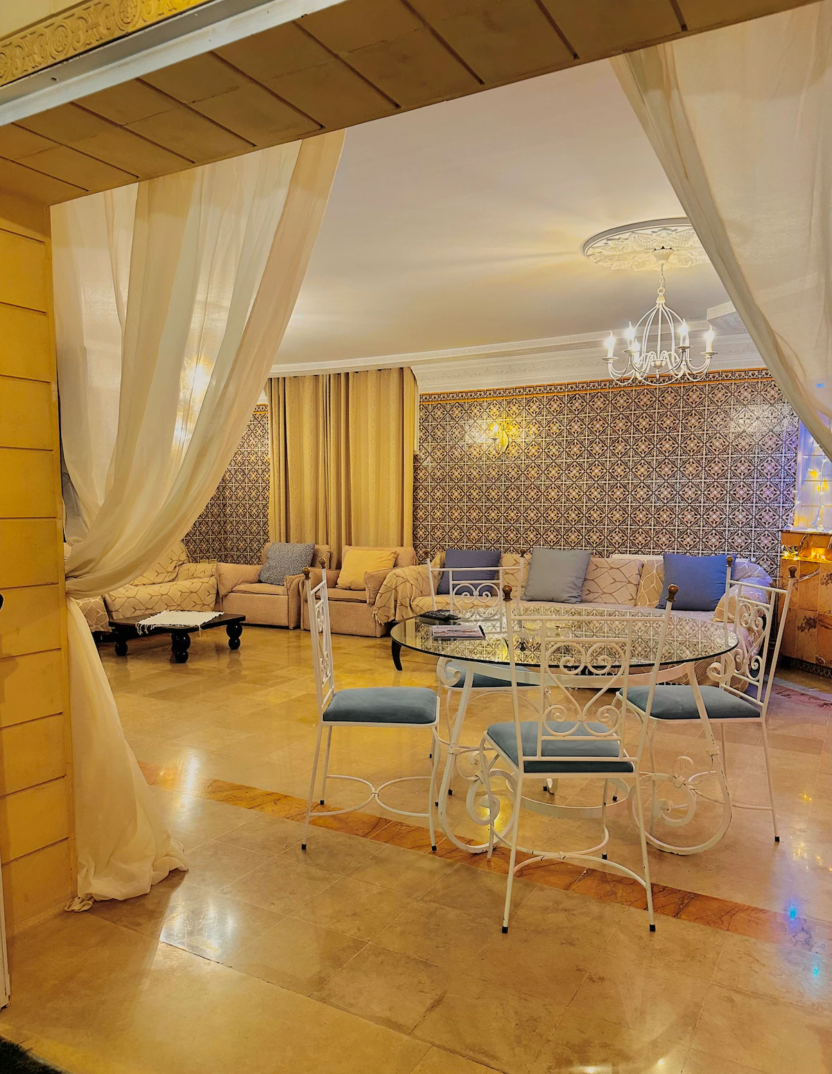 Villa Marwen, piscine et hammam turc