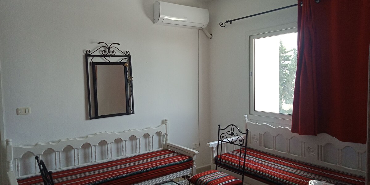 f2 s+1 à  2mn de la plage 3 lits 4 voyageur climat