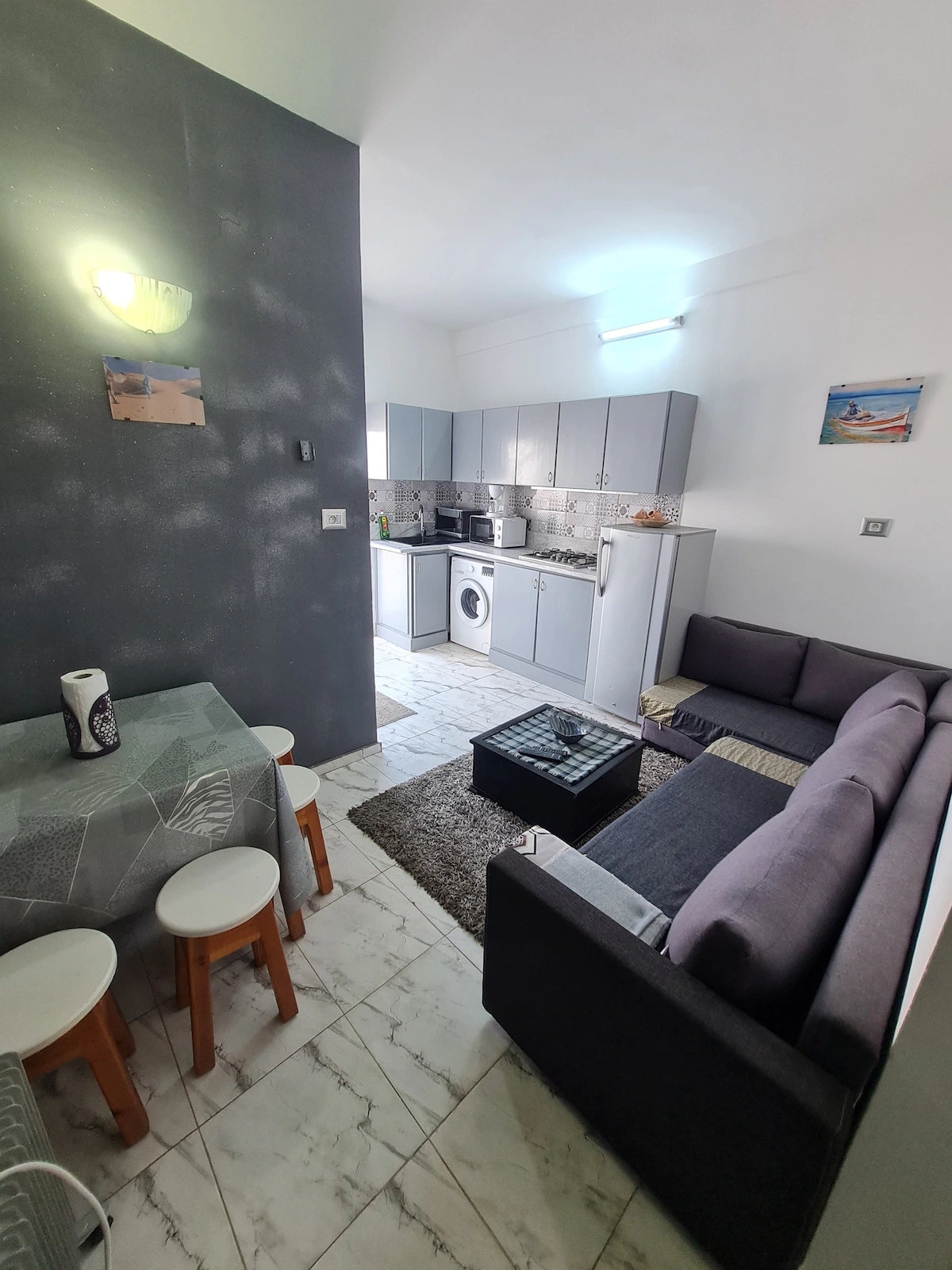 T2 de charme vue mer sur la corniche houmet souk